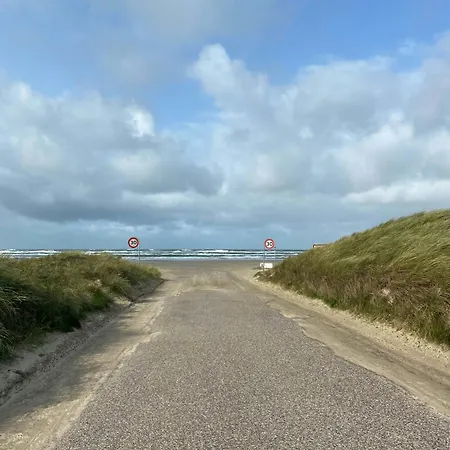 A Gem In The Woods Close To The North Sea * Rødhus